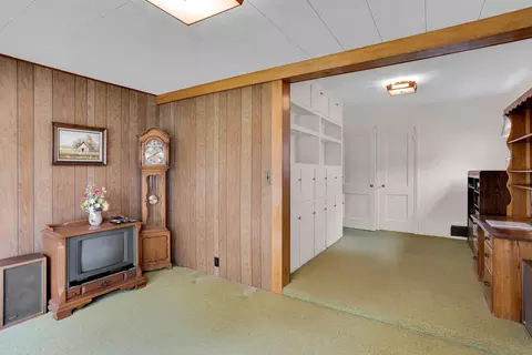 1033 S Bowen St, Jackson, MI 49203 photo 7