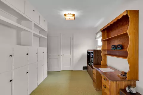 1033 S Bowen St, Jackson, MI 49203 photo 9