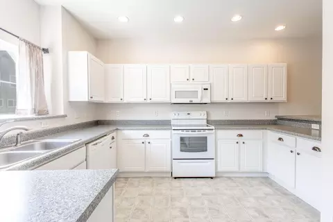 22732 Goddard Rd, Taylor, MI 48180 photo 10