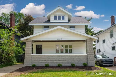 1140 Calvin Ave SE, Grand Rapids, MI 49506