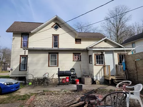 322 West St, Three Rivers, MI 49093 photo 4