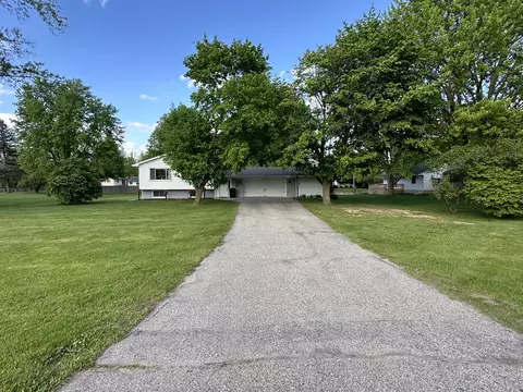 8197 S Federal Rd, Shepherd, MI 48883
