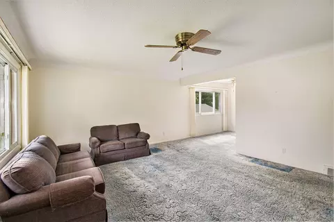 321 Bradley Dr, Jackson, MI 49201 photo 6