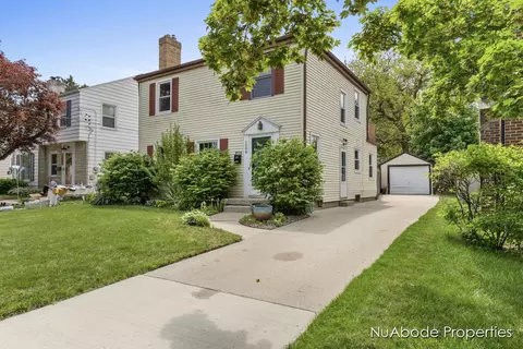 1004 Alger St SE, Grand Rapids, MI 49507