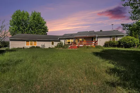 4580 Heath Rd, Hastings, MI 49058