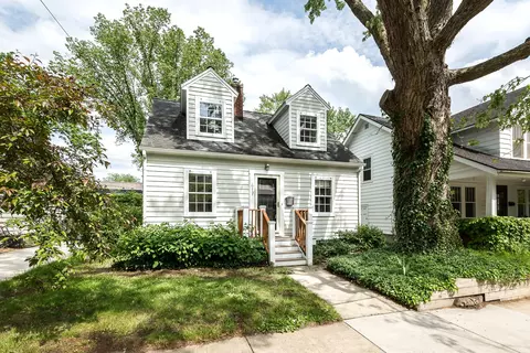417 8th St, Ann Arbor, MI 48103