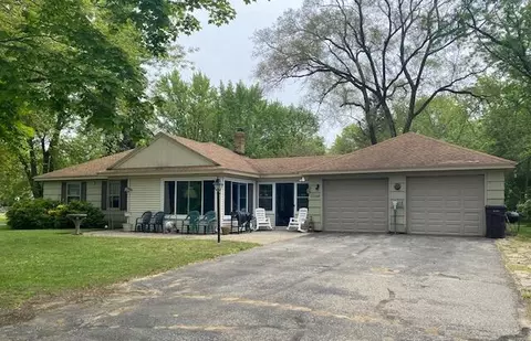 3528 N 168th Ave, Holland, MI 49424
