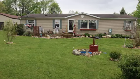 10531 Wolfe St, Marcellus, MI 49067