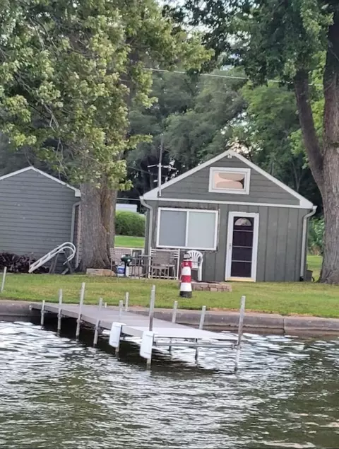 1620 Jordan Lake St, Lake Odessa, MI 48849