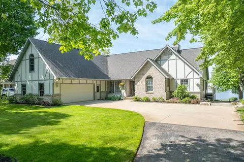 10387 E Royal Rd #07, Canadian Lakes, MI 49346