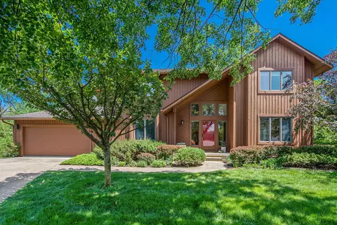 3950 Wynnstone Dr, Ann Arbor, MI 48105