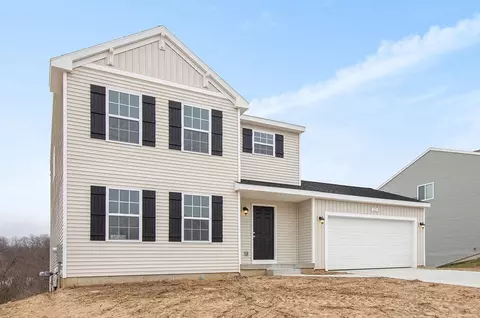 890 Harvest Dr, Wayland, MI 49348