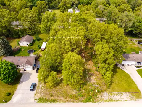 Richmond Avenue, Muskegon, MI 49442