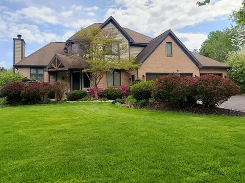 7100 Steeplechase Ct, Kalamazoo, MI 49009