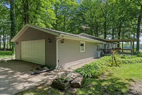 19787 Hoffman St, Cassopolis, MI 49031 photo 22