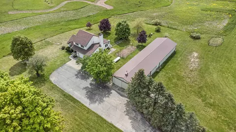 11899 Newcosta Ave, Paris, MI 49338