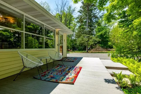 8775 Island Lake Rd, Dexter, MI 48130