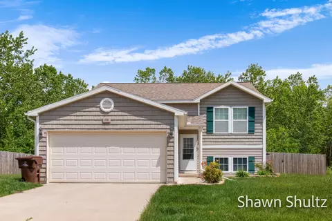 415 Spicetree Ln, Mason, MI 48854