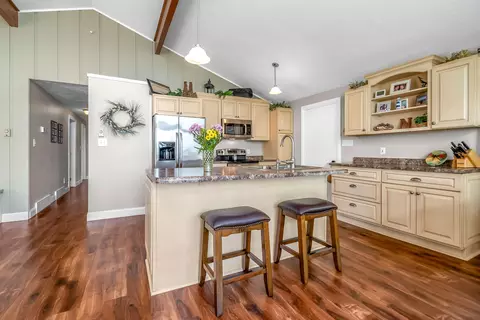638 Tomahawk Trl, Coldwater, MI 49036 photo 4