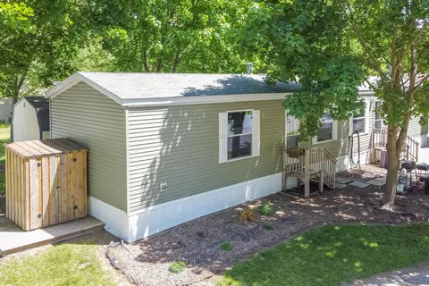 3538 Cedar Rd, Twin Lake, MI 49457