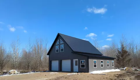 39628 Fisk Lake Rd, Paw Paw, MI 49079