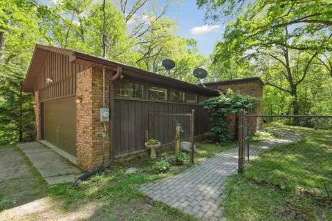 3040 E Schafer Rd, Howell, MI 48843 photo 5