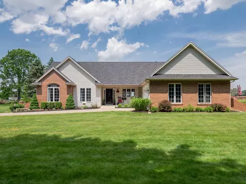 9117 E B C Ave, Richland, MI 49083