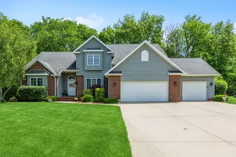 3641 St Charles Pl, St. Joseph, MI 49085