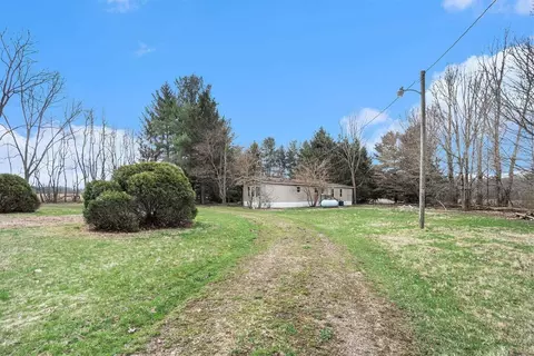 17817 Dewey Lake St, Marcellus, MI 49067
