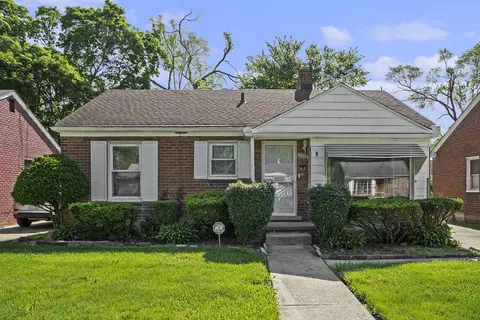 9620 Grandville Ave, Detroit, MI 48228