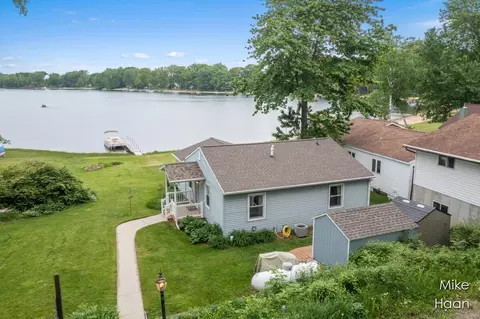 13480 W Mcbride Rd, Coral, MI 49322