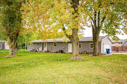 387 Branch Rd, Coldwater, MI 49036