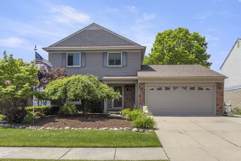 22804 Fox Chase Ln, Flat Rock, MI 48134