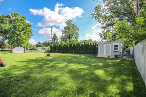 1007 Walnut St, Three Rivers, MI 49093 photo 4