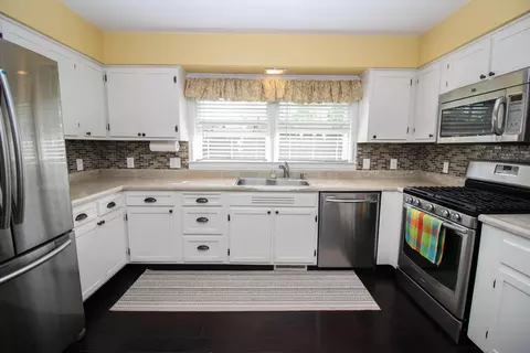 1007 Walnut St, Three Rivers, MI 49093 photo 9