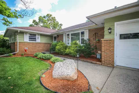 1007 Walnut St, Three Rivers, MI 49093 photo 3