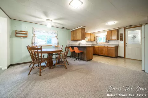 522 Mckinley St, Belding, MI 48809 photo 13