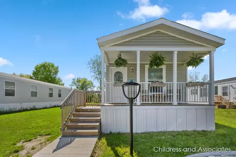 6955 Vinewood, Belmont, MI 49306