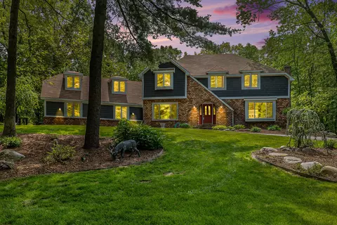 8510 Bailey Dr SE, Ada, MI 49301 photo 9