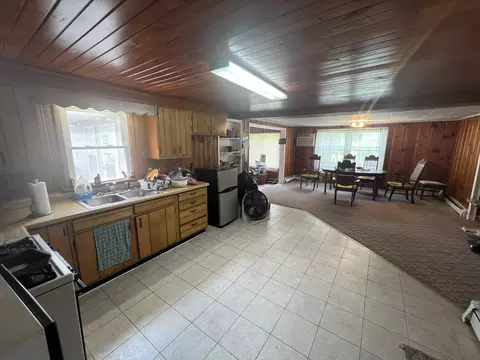 296 Will James Dr, Bronson, MI 49028 photo 10