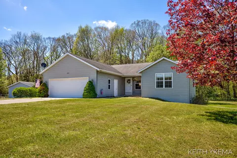 3830 Hidden Forest Dr, Dorr, MI 49323