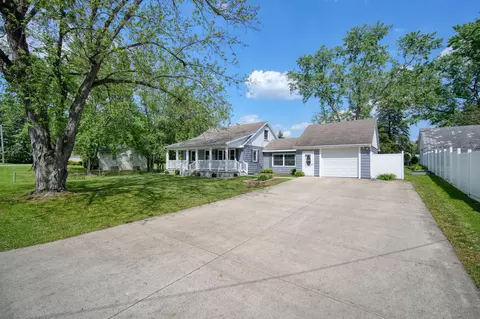 209 Lumley Ave, Jackson, MI 49203 photo 2