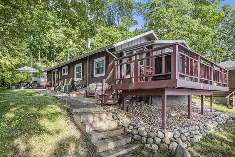 58148 E Clear Lake Rd, Three Rivers, MI 49093