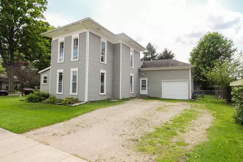 800 French St, Three Rivers, MI 49093
