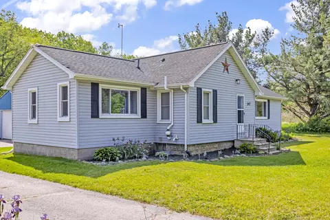 247 Sheridan Rd, Jackson, MI 49203