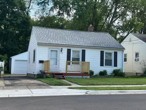 1205 W Rundle Ave, Lansing, MI 48910