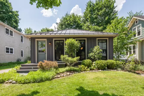 220 Buena Vista Ave, Ann Arbor, MI 48103