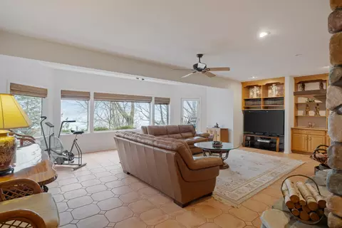 Living - 4235 N Ridge Rd, Mears, MI 49436 photo 6 of 8