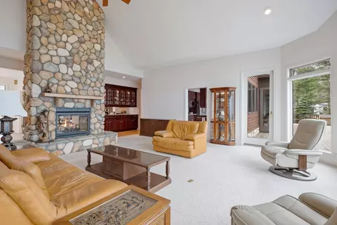Living - 4235 N Ridge Rd, Mears, MI 49436 photo 4 of 8
