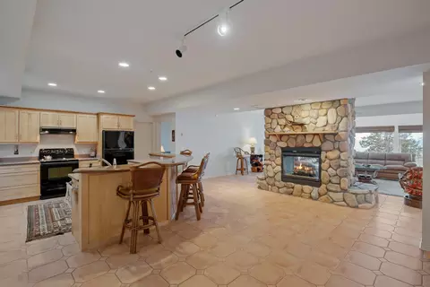 Kitchen - 4235 N Ridge Rd, Mears, MI 49436 photo 6 of 9
